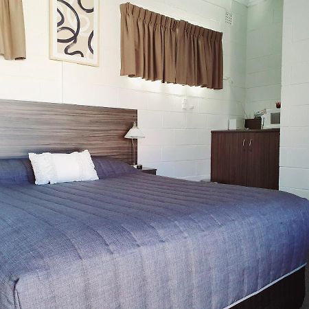 טיילם בנד Motel Riverbend מראה חיצוני תמונה