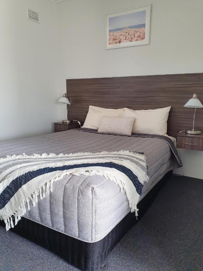 טיילם בנד Motel Riverbend מראה חיצוני תמונה