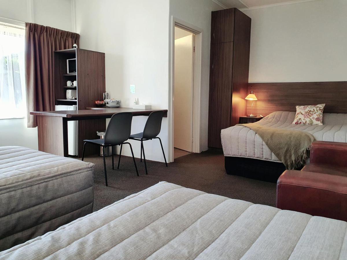 טיילם בנד Motel Riverbend מראה חיצוני תמונה