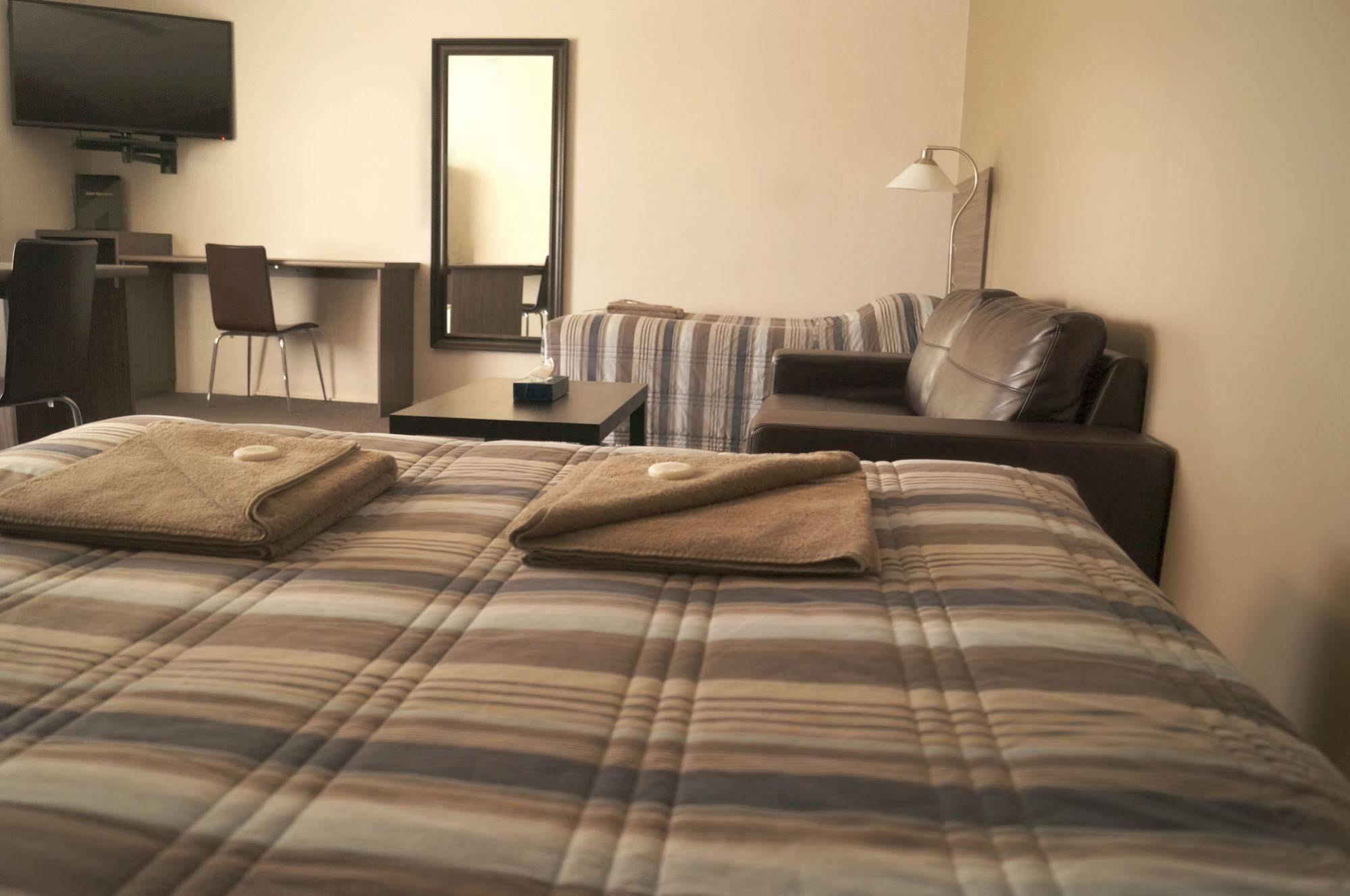 טיילם בנד Motel Riverbend מראה חיצוני תמונה